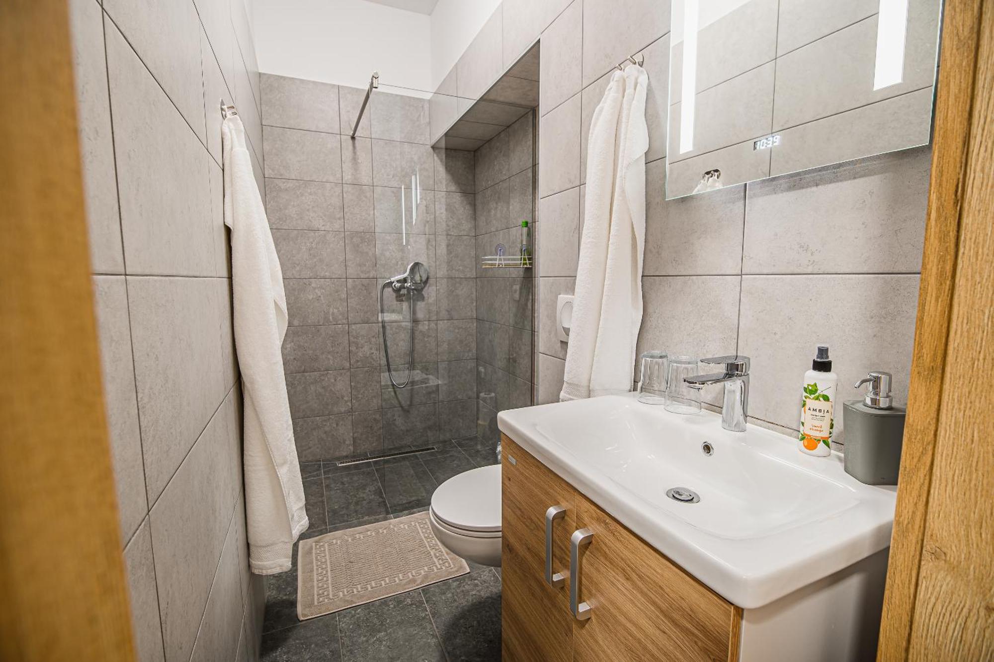 Guesthouse Pr'Sefu Brežice Rom bilde